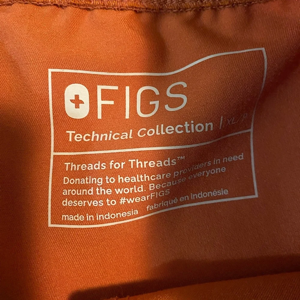 Figs Rust Jogger Pants with rust colored size xl petite Pink Accents scrub pants - Picture 7 of 11